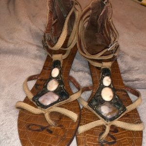 Sam Edelman beaded tan sandals 😍